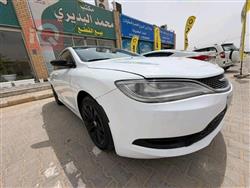 كرايسلر 200